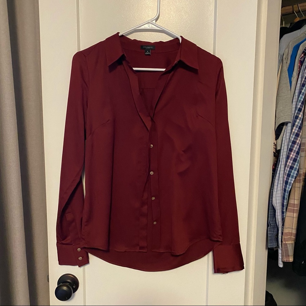 ❌SOLD❌ RED ANN TAYLOR BLOUSE